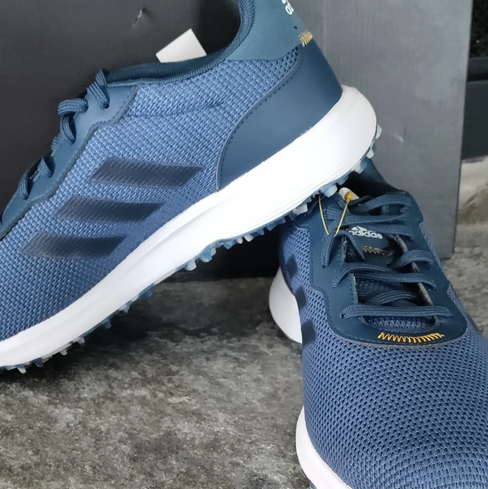 NIB SOLD Mens Adidas golf shoes - Picture 2 of 2